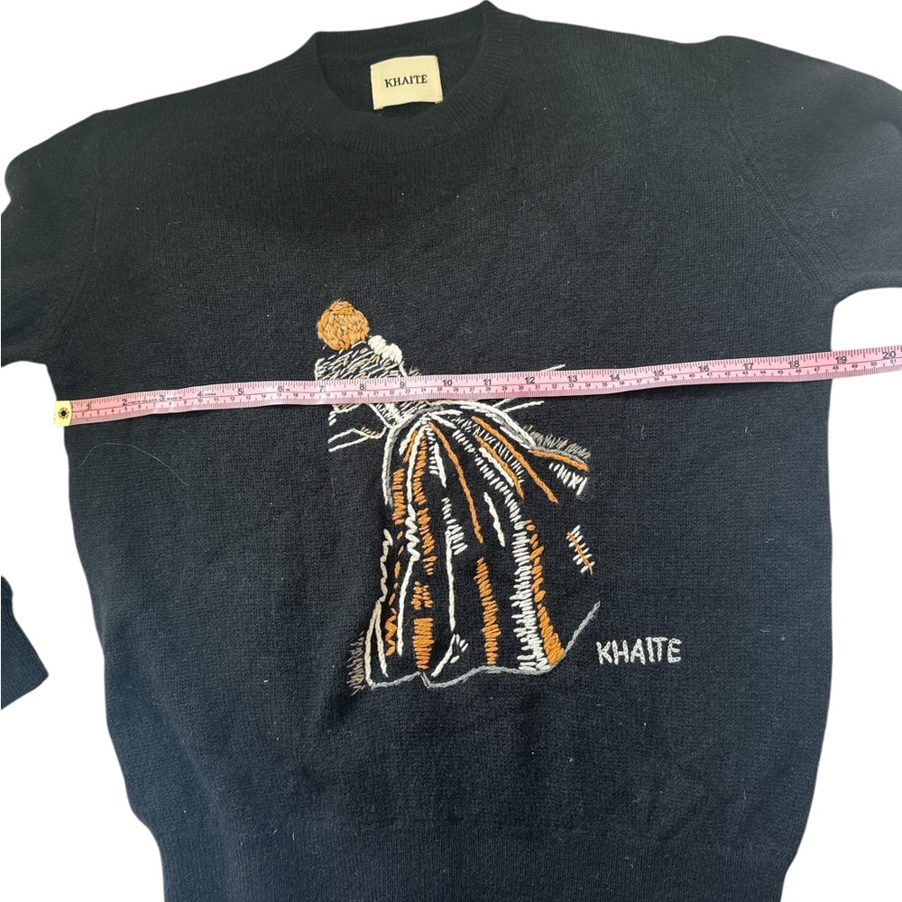 Khaite 100% cashmere Sweater with handmade Embroidered Design - Picture 7 of 7